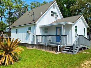 Exterior detail - 4 Miles to the Beach and Minutes to Sportsplex and Shopping. RV Hookup (Gulf Shores)
