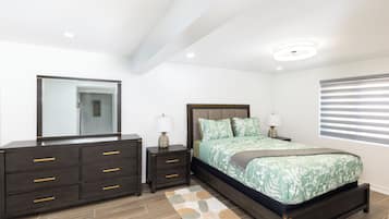 2 chambres, fer et planche à repasser, Wi-Fi, draps fournis