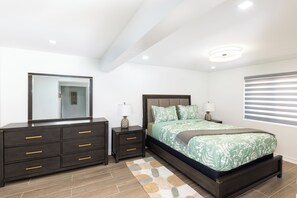 2 bedrooms, iron/ironing board, WiFi, bed sheets - Villa - Jasmine @ Richmond Hills (The Bight Settlement)