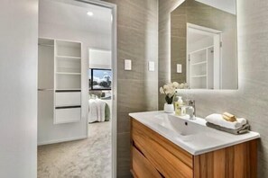Family House, Balcony | Bathroom