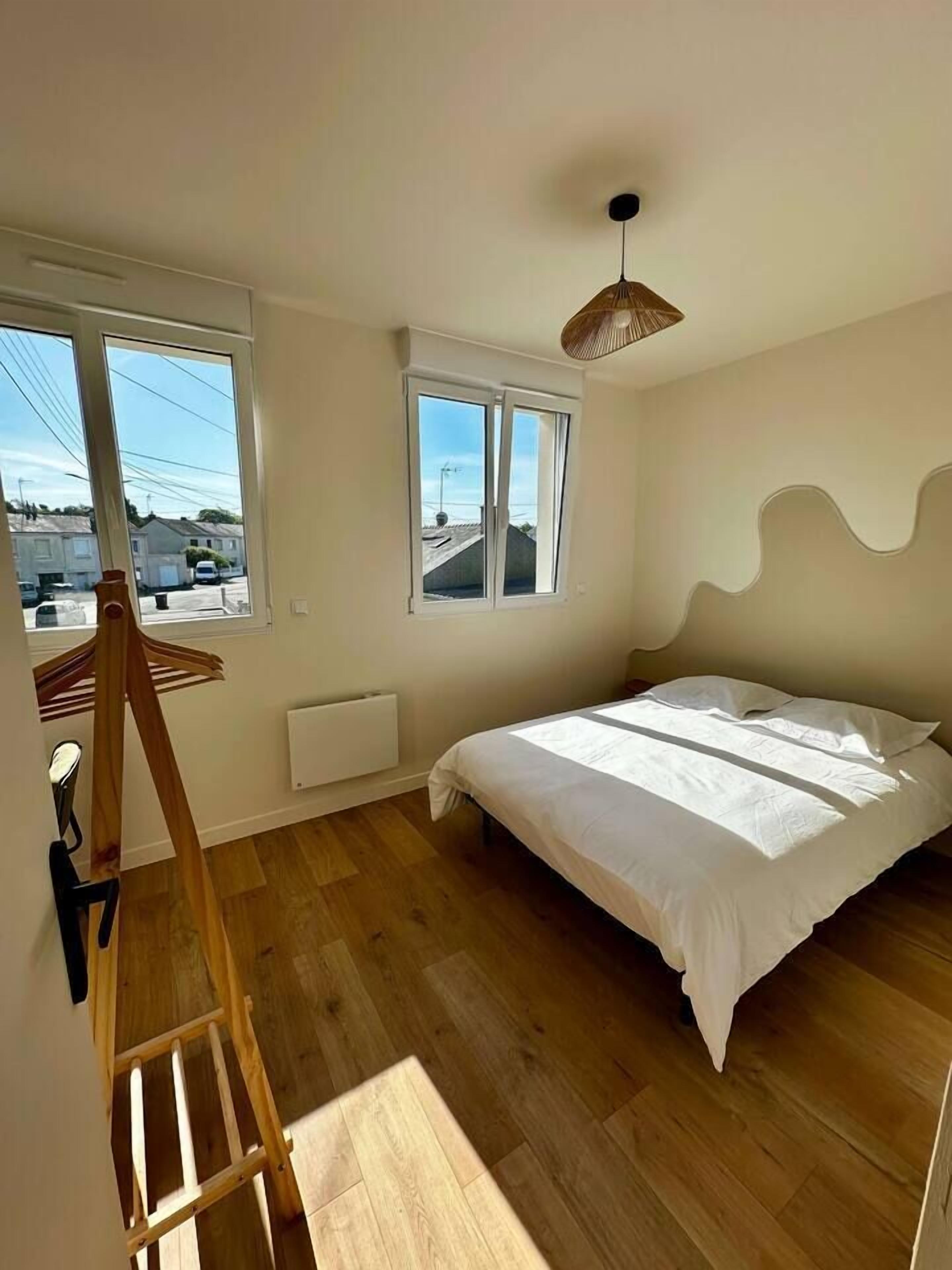 2 bedrooms, WiFi, bed sheets