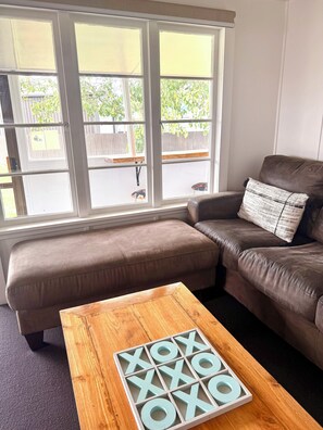 Smart-TV, peis og stereoanlegg