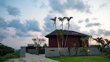 Building A, Non-Smoking(Each room is equipped with 1 semi-double and 1 single futon, up to 6 guests) | 2 bedrooms, free minibar items, iron/ironing board, free WiFi