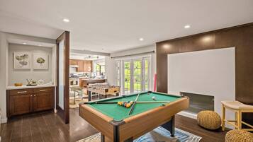 Spielezimmer