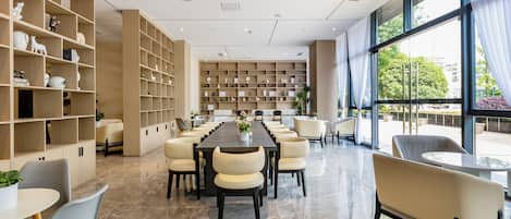 Sala de estar en el lobby