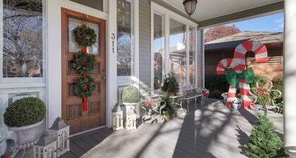 The Denton Street Holiday House, an 1893 Victorian in the Historic District