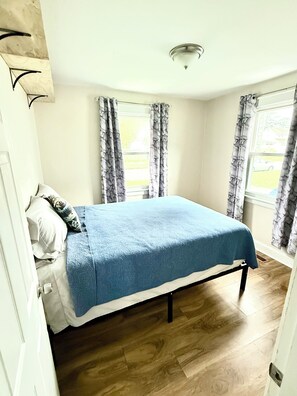 2 bedrooms, WiFi, bed sheets