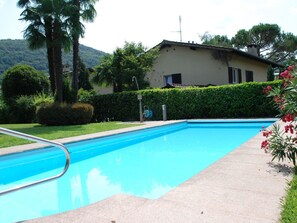 Pool - Cosy apartment for 4 people with pool, WIFI, TV and balcony (Magliasina)