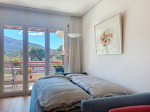 1 makuuhuone, vauvan matkasänky, ilmainen Wi-Fi