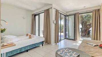 1 bedroom, free WiFi, bed sheets