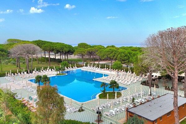 Pool - Perla Resort Holiday Homes, Lalzit Bay, Albania (Lalzit Bay)