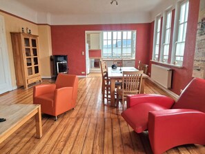 Interior - Apartment 'Aurora 7' with Wi-Fi (Borkum)