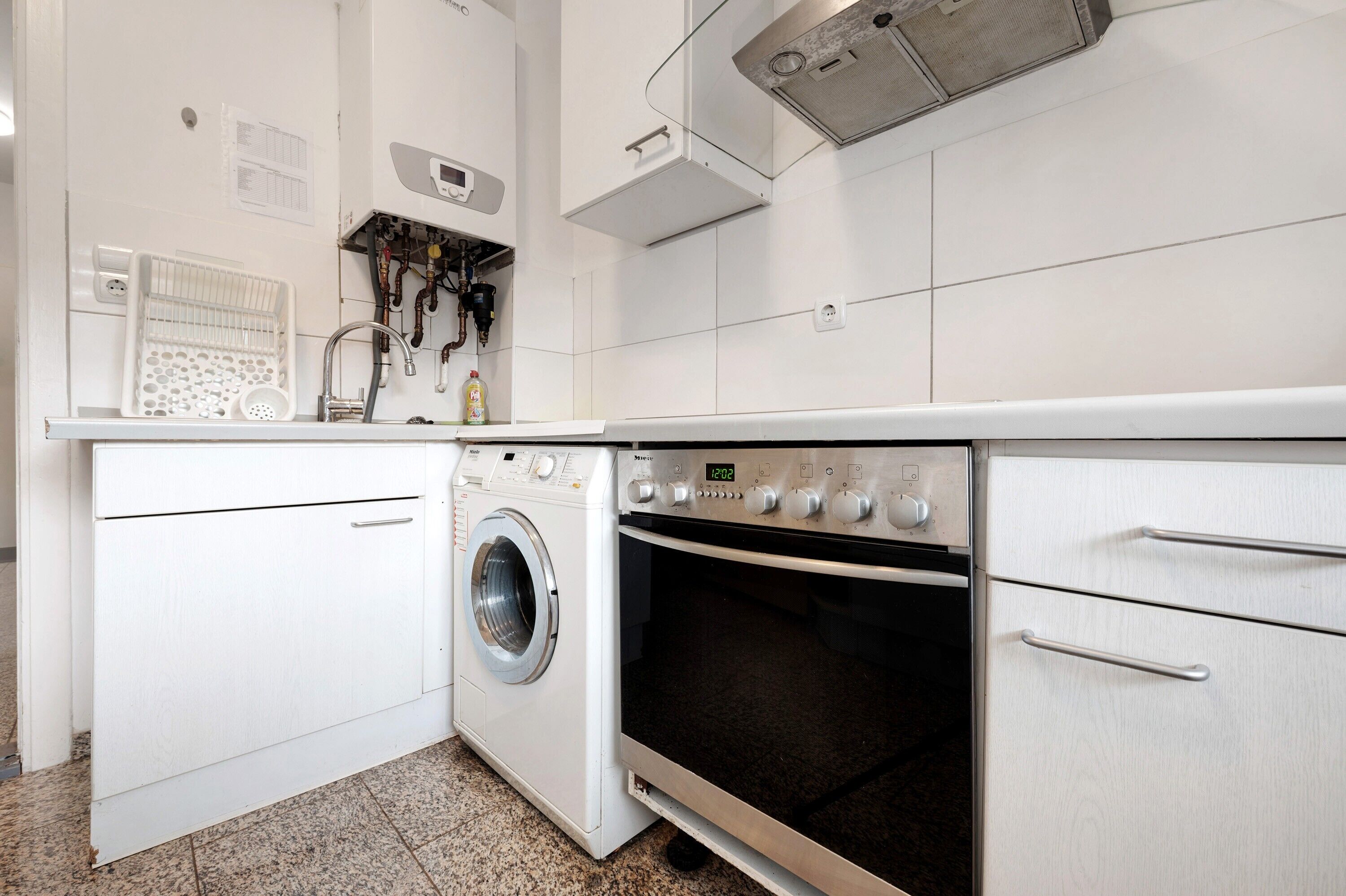 Refrigerador, microondas, parrilla de estufa y lavavajillas 