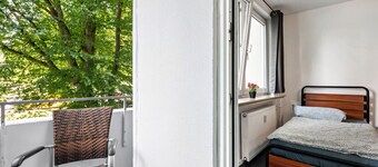 Apartment 'Mk  Delmenhorst 4' with Balcony and Wi-Fi