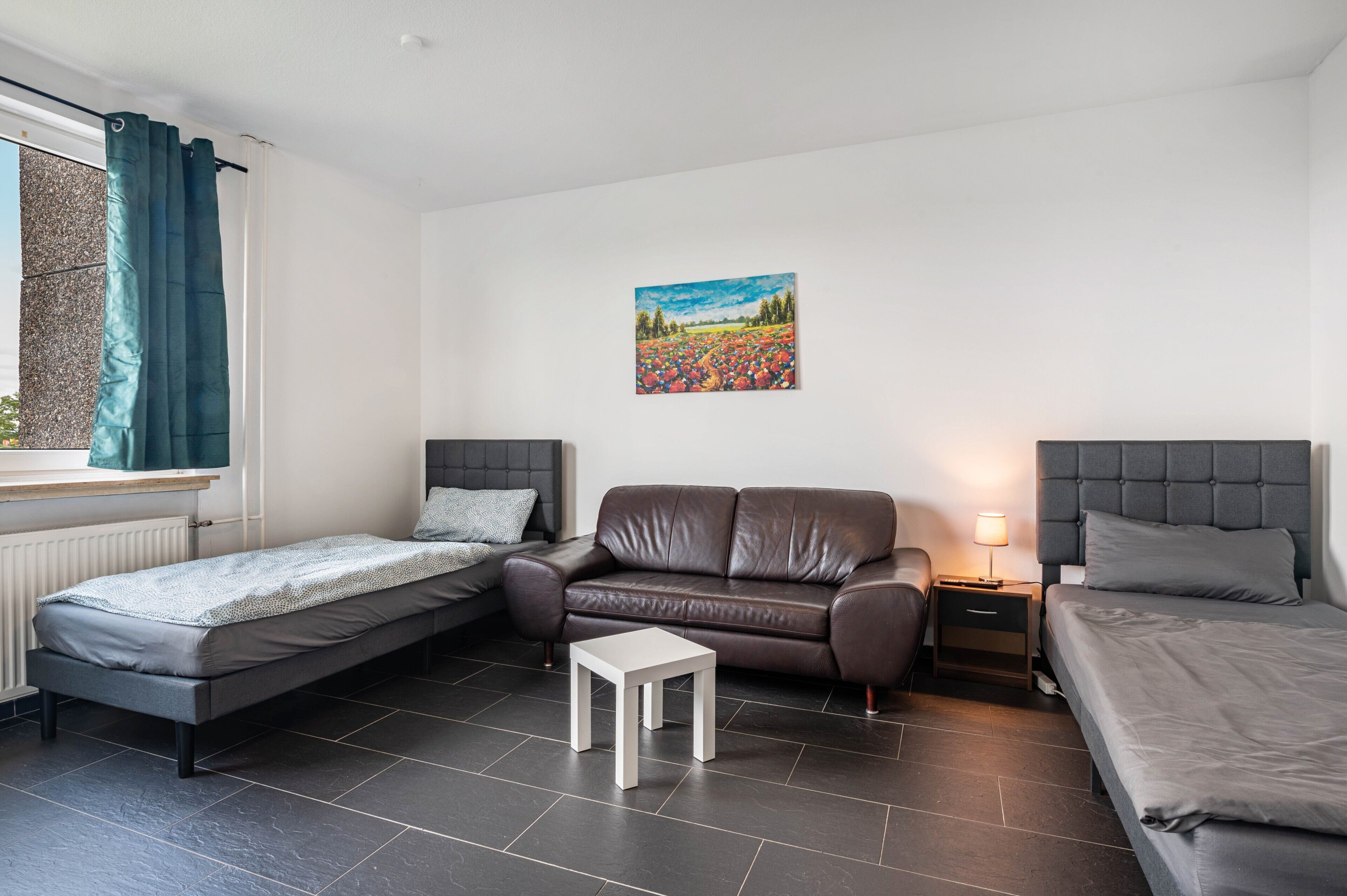 3 bedrooms, free WiFi, bed sheets