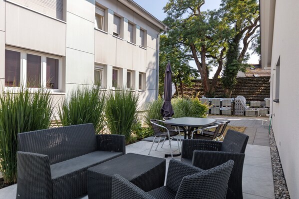 Outdoor dining - Apartment 'Seeglück' with Private Terrace (Moos)