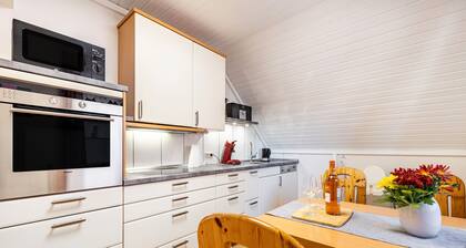 Apartment 'Luri' with Shared Terrace and Wi-Fi