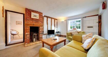 Countryside Cottage in Bulmer- Sleeps 6/7