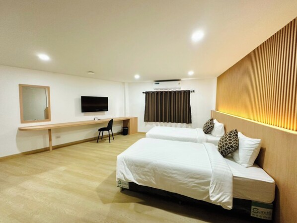Deluxe Double or Twin Room | Desk, free WiFi, bed sheets - The Cozy 77 - No Parking (Bangkok)