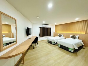 Deluxe Double or Twin Room | Desk, free WiFi, bed sheets - The Cozy 77 - No Parking (Bangkok)
