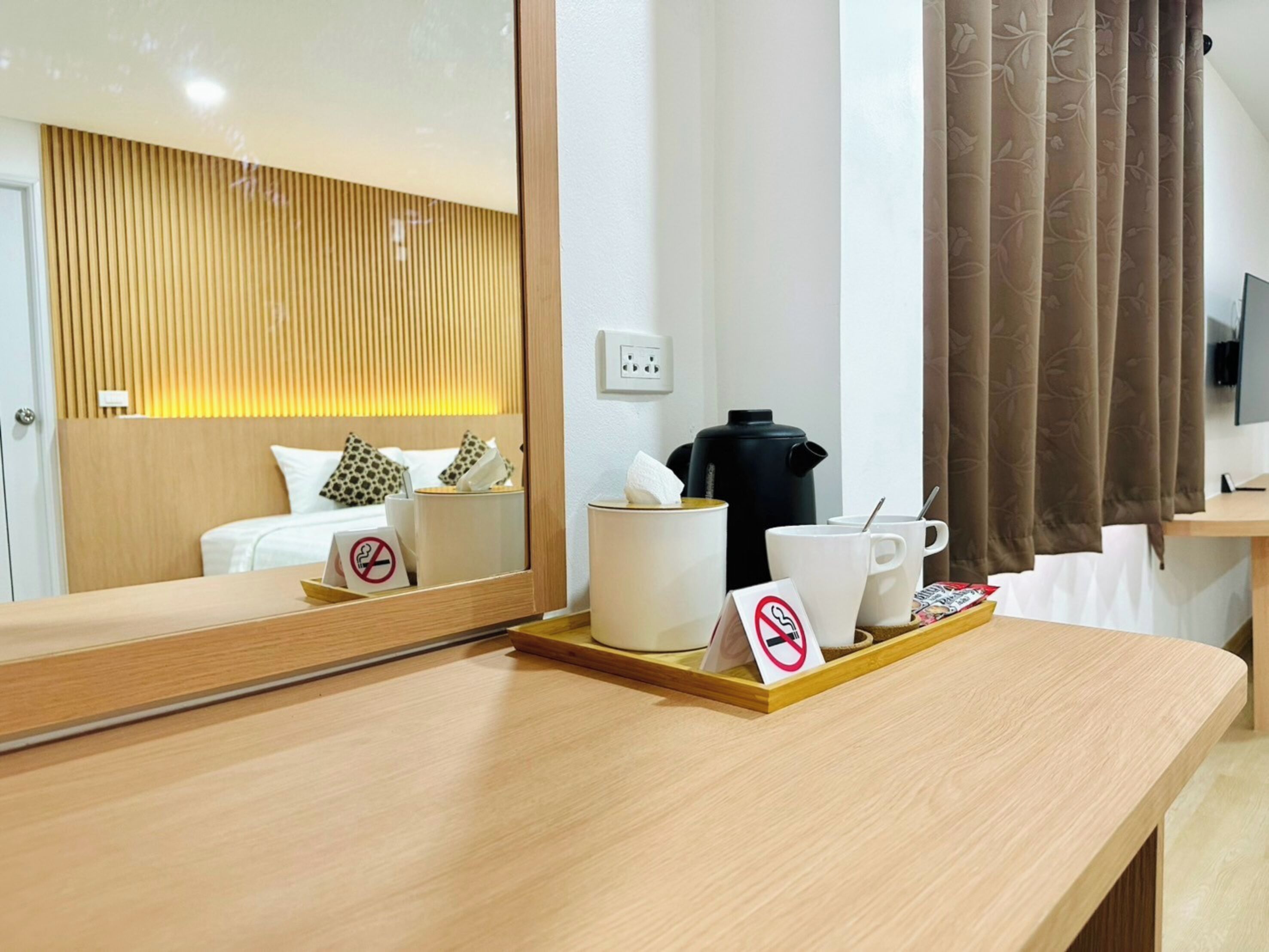 Deluxe King Room | Escrivaninha, Wi-Fi de cortesia, roupa de cama