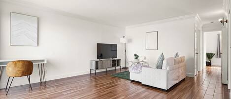 Family Apartment, 2 Bedrooms, Balcony, Ocean View | Living area