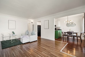Living area - Stunning 2BR Ocean Mountain Sunset View (Pacifica)