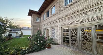 Ikat Villa