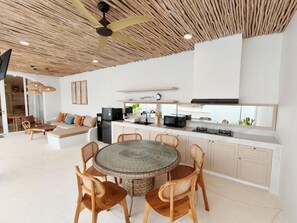 Dining - New Charming 2-bedroom private pool villa in wonderful Uluwatu (Badung)