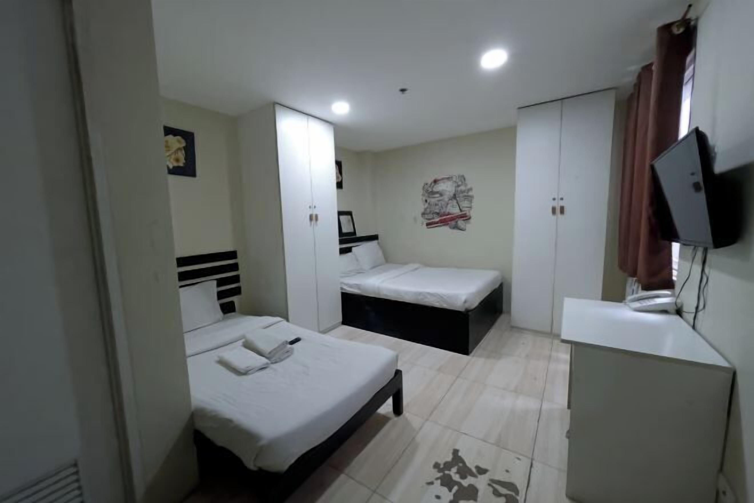 Bureau, Wi-Fi gratuit, draps fournis