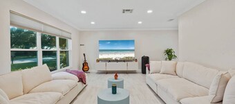 Fancy Retreat - Luxury-Pool-BBQ-Karaoke