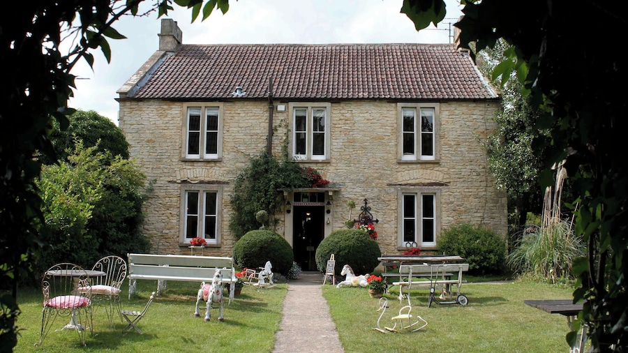 Fosse Farmhouse B&B and Holiday Cottages
