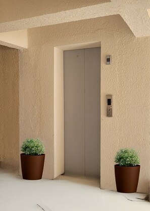 Elevator - Comfort Suites (Punta Cana)