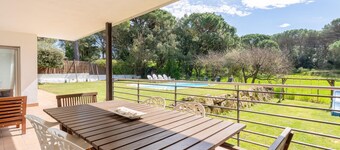 Villa with private pool and barbecue 15min beach