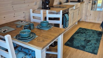 小屋 (Handa) | 客廳