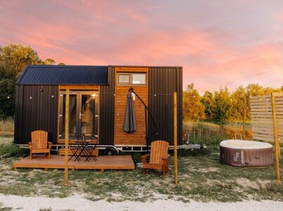 La Casa Errante 2 by Tiny Away