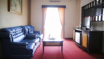 Elite Studio Suite | Free WiFi