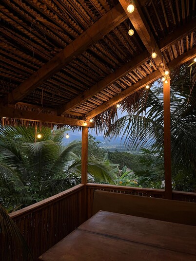 Amazon Paradise WiFi Starlink Work or Relax