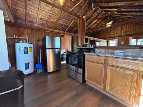 Beach, hot tub, 3BDRM