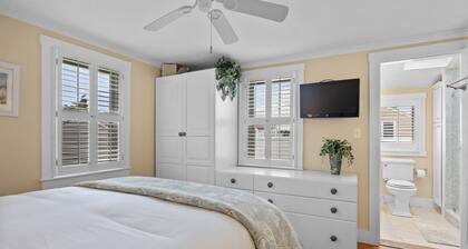 Point of Happiness: Cape Cod Charm & Comfort