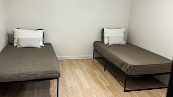 2 makuuhuonetta, vauvan matkasänky, ilmainen Wi-Fi, vuodevaatteet