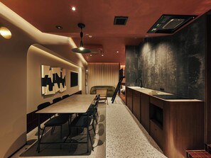 Deluxe Room | Desk, free WiFi - illi Tria Shibuya (Tokyo)