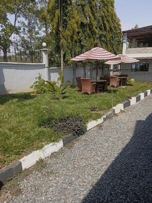 Exterior - Mojoh Inn Hotel (Ugunja)
