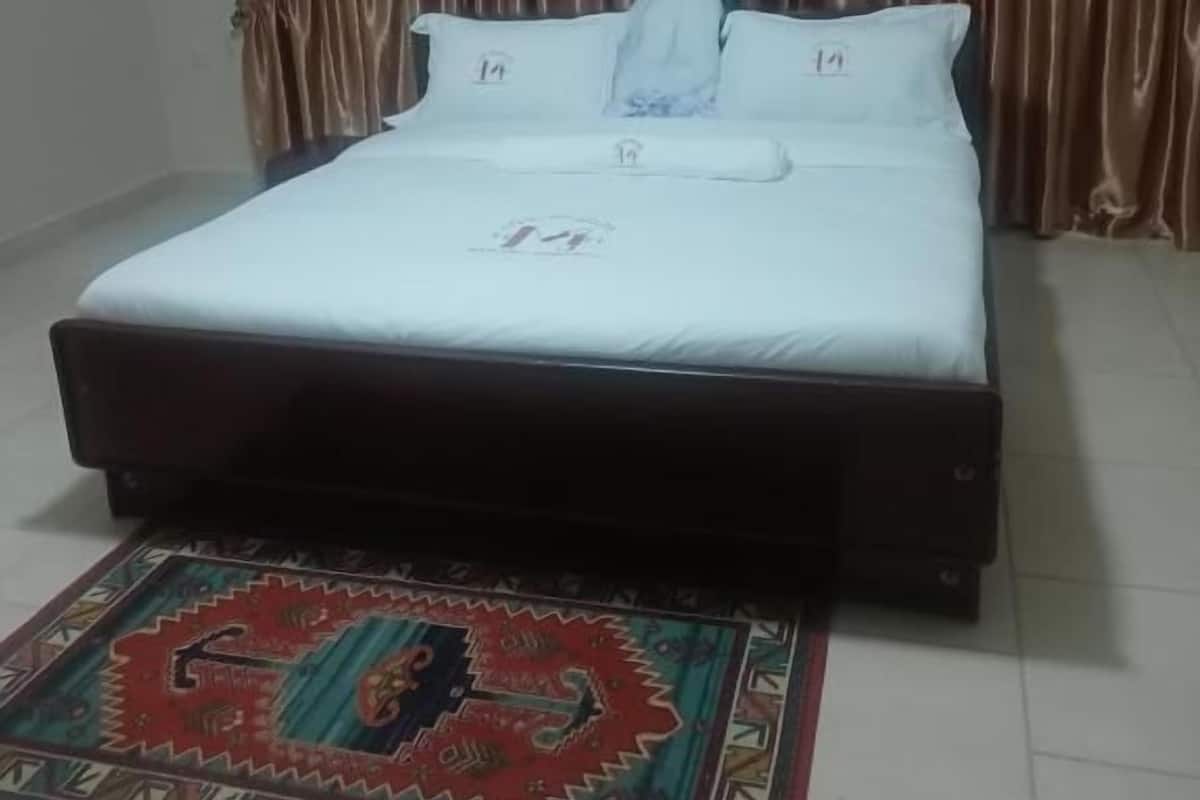 Deluxe Single Room, Garden View | Free WiFi, bed sheets