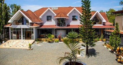 Mojoh Inn Hotel