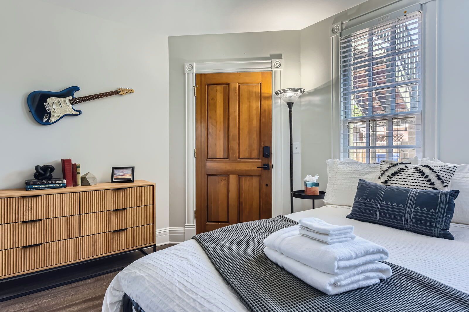 1 室のベッドルーム、アイロン / アイロン台、WiFi、ベッドシーツ