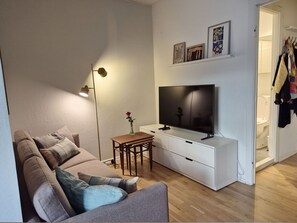 TV