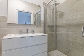 Dusche, Haartrockner