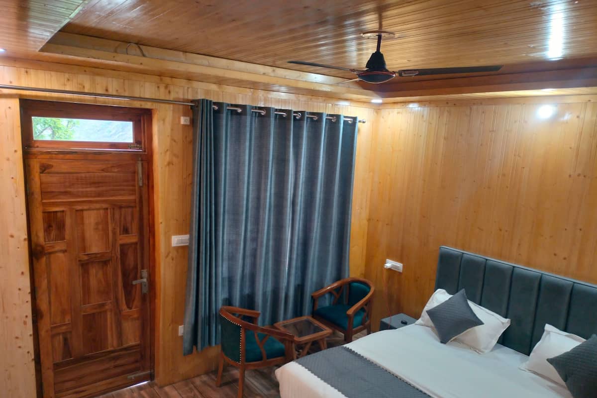 Deluxe Suite, Hill View | 3 bilik tidur, peti besi dalam bilik, ruang kerja komputer riba
