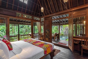Premium bedding, minibar, individually furnished, desk - Lumina Sanctuary (Ubud)